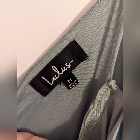 Lulu's Dress - Picture 9 of 10